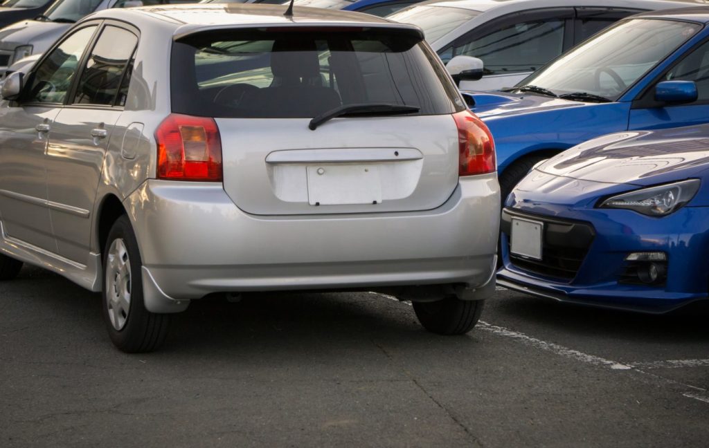 月極駐車場の無断駐車にはどう対処する？対策と予防